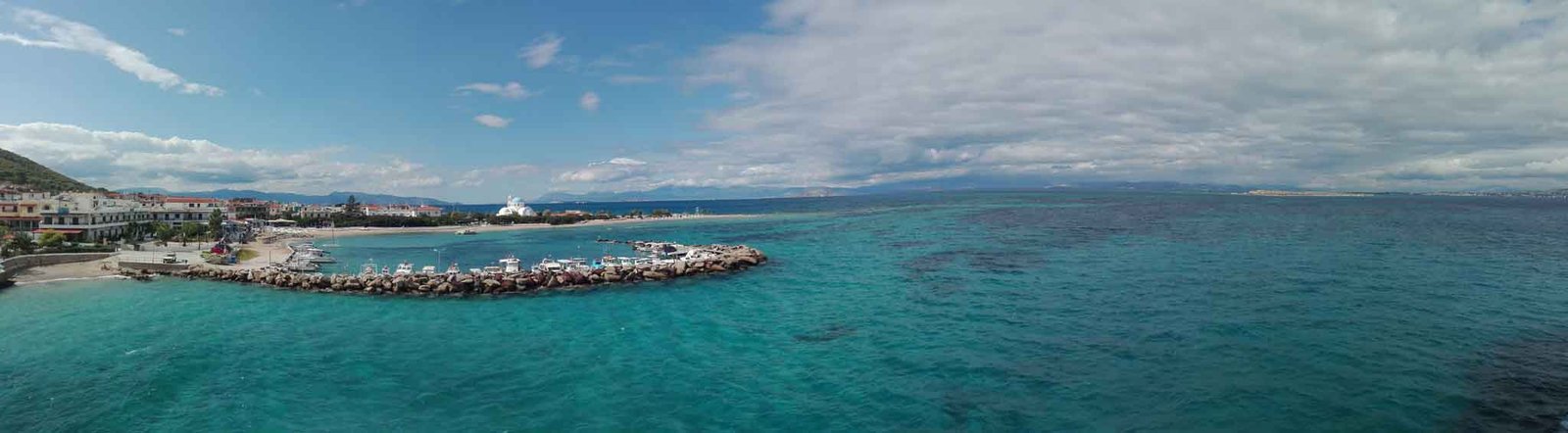 Skala village and beach on Agistri island